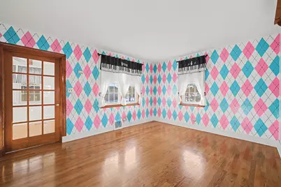 880 Bemis Road, Glen Ellyn, IL 60137 - Photo 8