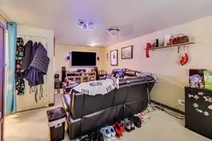 18010 Olympia Dr, Country Club Hills, IL 60478 - Photo 16