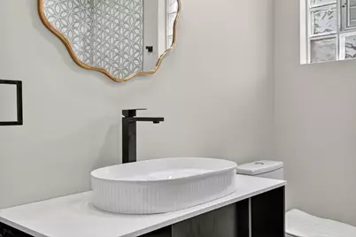 2601 W 98th Place, Evergreen Park, IL 60805 - Photo 10