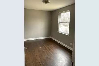 16750 Orchard Ridge Avenue, Hazel Crest, IL 60429 - Photo 4