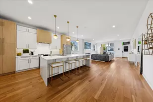 3576 W Wabansia Ave, Chicago, IL 60647 - Photo 8