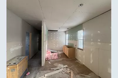 12409 S Green Street, Calumet Park, IL 60827 - Photo 4