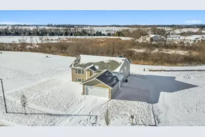 1514 Lilac Lane, Harvard, IL 60033 - Photo 2