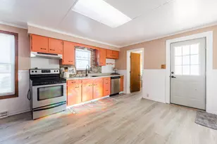 120 Sabin St, Sycamore, IL 60178 - Photo 8