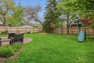 108 17th St, Wilmette, IL 60091 - Photo 40