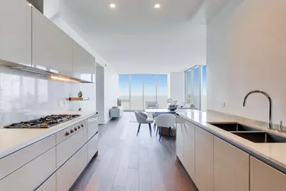 363 E Wacker Drive #6805, Chicago, IL 60601 - Photo 8