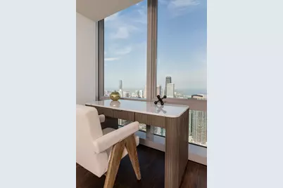 363 E Wacker Drive #6805, Chicago, IL 60601 - Photo 8