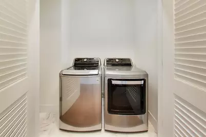 363 E Wacker Drive #6805, Chicago, IL 60601 - Photo 14