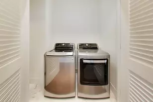 363 E Wacker Dr, Chicago, IL 60601 - Photo 14