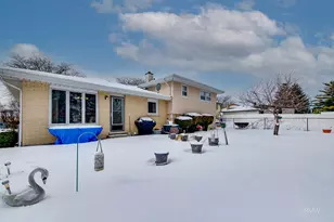 1306 W Byron Ave, Addison, IL 60101 - Photo 24