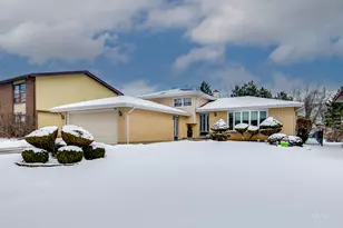 1306 W Byron Ave, Addison, IL 60101 - Photo 2