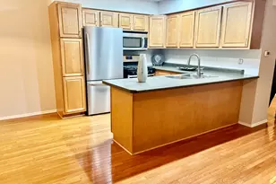 1142 Inverrary Ln, Deerfield, IL 60015 - Photo 2