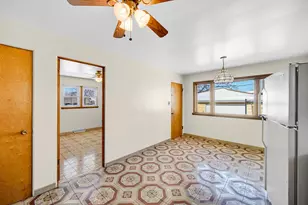 772 Memorial Dr, Calumet City, IL 60409 - Photo 10