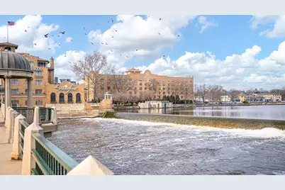 265 Canal Drive, Saint Charles, IL 60174 - Photo 26