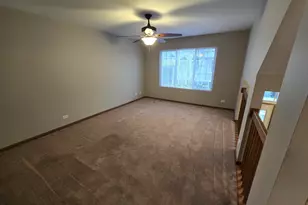 2326 Dawson Ln, Algonquin, IL 60102 - Photo 4
