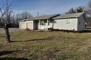 15 Pecan St, Alto Pass, IL 62905 - Photo 2