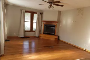 4817 Belmont Rd, Downers Grove, IL 60515 - Photo 2