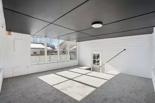 2350 38th St, Rock Island, IL 61201 - Photo 8