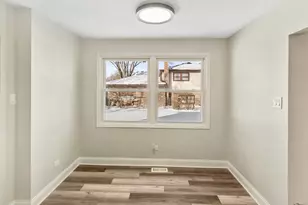 1124 187th St, Homewood, IL 60430 - Photo 6