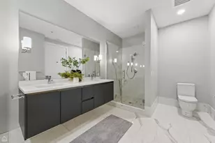 146 W Erie St, Chicago, IL 60654 - Photo 10