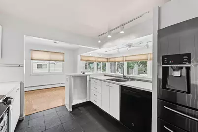 605 S James Street, Champaign, IL 61821 - Photo 14