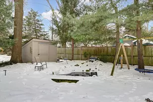 605 S James St, Champaign, IL 61821 - Photo 36