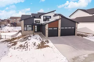 5303 Finlen Ln, Bloomington, IL 61705 - Photo 58