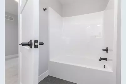 5303 Finlen Lane, Bloomington, IL 61705 - Photo 38