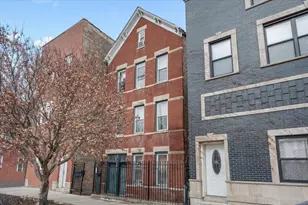 934 W 35th Pl, Chicago, IL 60609 - Photo 2