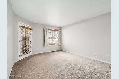 429 Sandhurst Circle #1, Glen Ellyn, IL 60137 - Photo 14