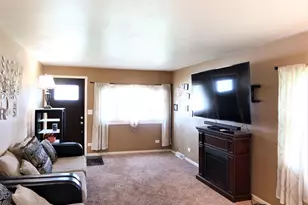 [Address not provided], La Grange, IL 60525 - Photo 4