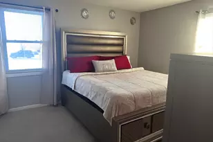 5850 Fresno Ct, Hanover Park, IL 60133 - Photo 10