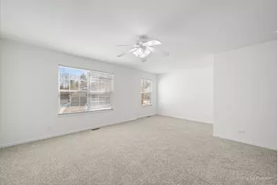 [Address not provided], Crystal Lake, IL 60012 - Photo 18