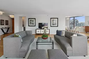 501 N Clinton St, Chicago, IL 60654 - Photo 8