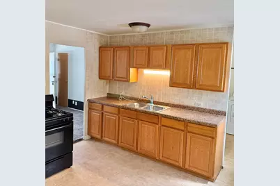 329 Robinson Drive, Morris, IL 60450 - Photo 2