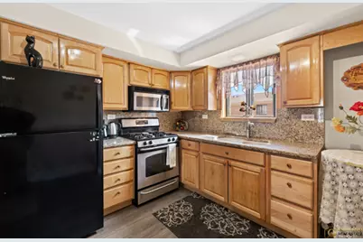 5323 N Delphia Avenue #323W, Chicago, IL 60656 - Photo 14