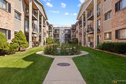 5323 N Delphia Avenue #323W, Chicago, IL 60656 - Photo 2
