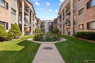 5323 N Delphia Ave, Chicago, IL 60656 - Photo 2