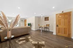 5323 N Delphia Ave, Chicago, IL 60656 - Photo 16