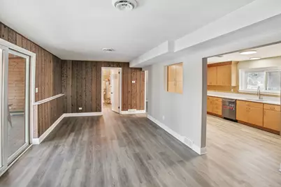 3312 W Lake Shore Drive, Wonder Lake, IL 60097 - Photo 20