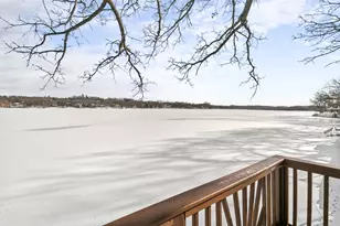 3312 W Lake Shore Dr, Wonder Lake, IL 60097 - Photo 4