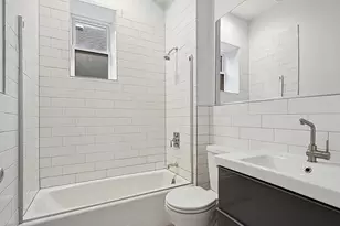 446 N Aberdeen St, Chicago, IL 60642 - Photo 6