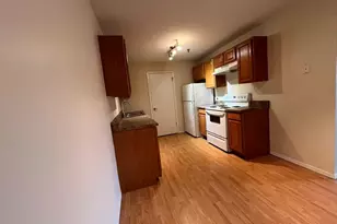 1350 Brook St, Saint Charles, IL 60174 - Photo 6