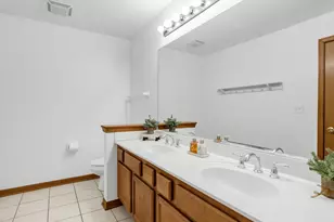 15 S Conway Ct, South Elgin, IL 60177 - Photo 32