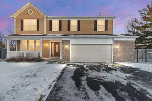 15 S Conway Ct, South Elgin, IL 60177 - Photo 2