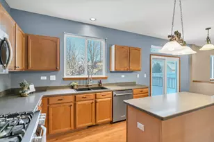 15 S Conway Ct, South Elgin, IL 60177 - Photo 10