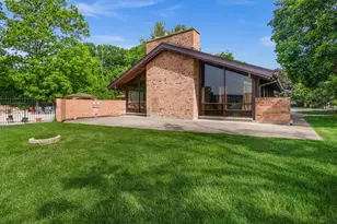 1995 Tall Oaks Dr, Aurora, IL 60505 - Photo 22