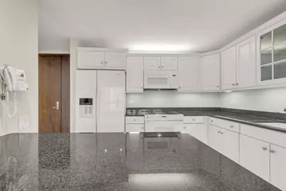 360 E Randolph Street #2307, Chicago, IL 60601 - Photo 8