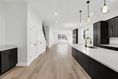 843 N Lorel Avenue, Chicago, IL 60651 - Photo 8