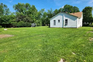 1300 W Madison St, Herrin, IL 62948 - Photo 2
